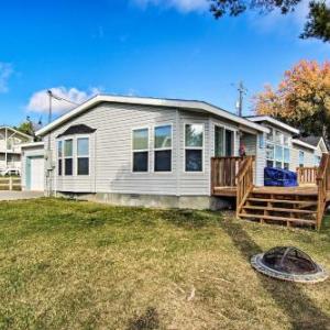 Spacious Family Home with Kayak and Deck on Bear Lake!