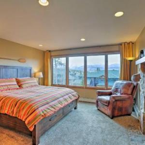 Luxury Duplex with 2 King Masters Billiards and Views