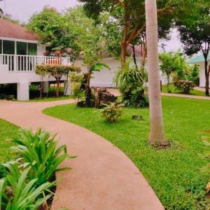 Daydream Villa Resort