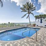 Ocean Beach Condo 3BR On the Sand 911 Florida