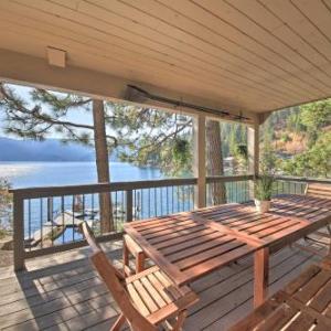 Waterfront Lake Studio with Deck and Beach Access!