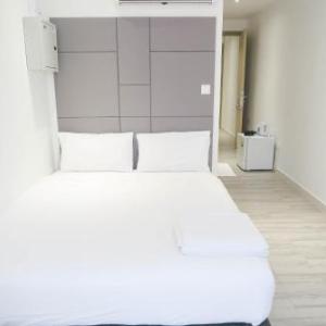 RR Cozy Studio & Suite
