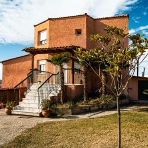 Quaint Farmhouse in Plagiari surrounded with Olive Trees