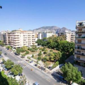 Apartment with 2 bedrooms in Palermo with furnished terrace and WiFi 800 m from the beach