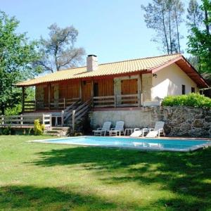 Villa with 3 bedrooms in Vieira do Minho with wonderful mountain view private pool and enclosed garden