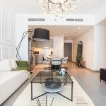 ON OFF HH- CREEK HARBOUR-Lavish Parisian 2 BR Dubai 