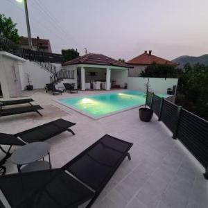 Studio apartmani Milović