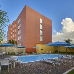 City Express Junior Cancún