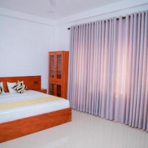 Villa Sea Breeze Hikkaduwa
