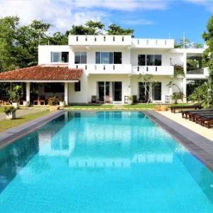 Villa Kaya