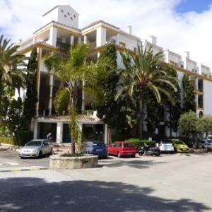 Jardines de Artola - EaW Homes