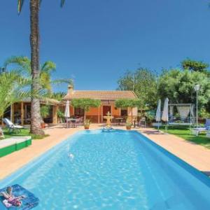 Beautiful home in La Marina Elche w/ WiFi Outdoor swimming pool and 6 Bedrooms