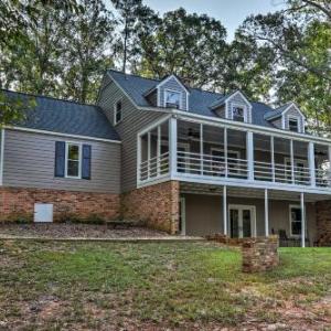 Renovated Lakefront Home with Dock - 11 Mi to Clemson