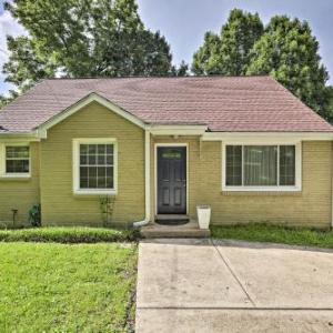 Nashville Home with Deck about 5 Miles to Broadway!