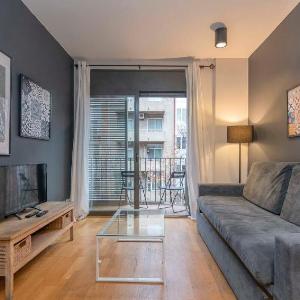 Eixample perfect 2 bedroom with terrace