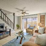 tampa townhome with Pool Near top Attractions