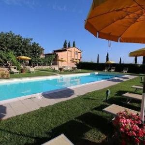 Castiglione del Lago Villa Sleeps 6 Pool WiFi