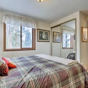 Dog-Friendly Cabin Situated 2 Miles to Lake Granby