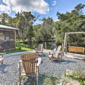 Bright and Fun Canalfront Bungalow with Kayaks and Canoe