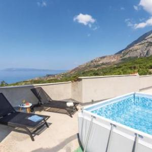 One-Bedroom Apartment in Gornji Tucepi