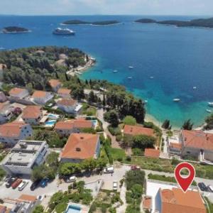 Two-Bedroom Apartment in Hvar