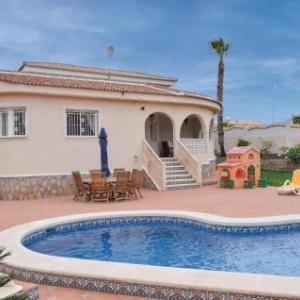 Stunning home in Rojales w/ Outdoor swimming pool WiFi and 4 Bedrooms