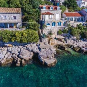 Two-Bedroom Holiday Home in Dubrovnik