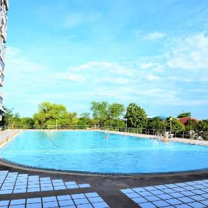 Pattaya Plaza Condotel large studio apartment Sukhumvit