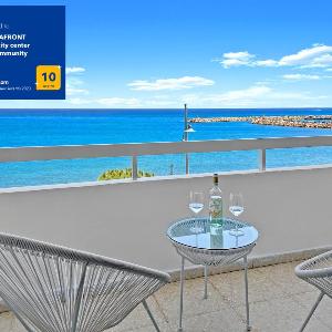 2BR Seafront Apt in center with community pool