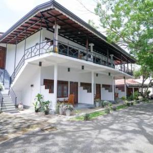 Surf Sea Breeze Apartments