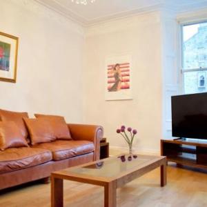 Traditional 2BD Flat views of Portobello Beach