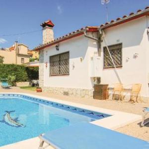 Three-Bedroom Holiday Home in Tordera