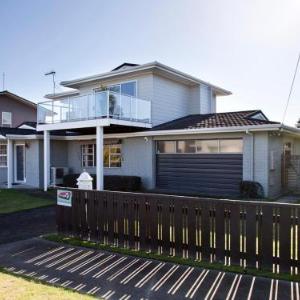 Jacksons - Two Mile Bay Holiday Home
