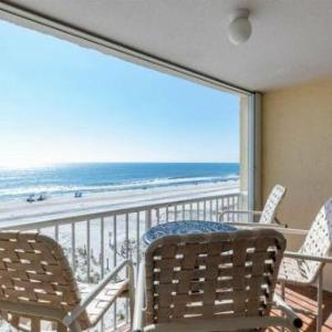 Castaways by Meyer Vacation Rentals