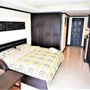 Angket Condominium corner apartment with large balcony