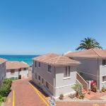 Apartment with Sea Views