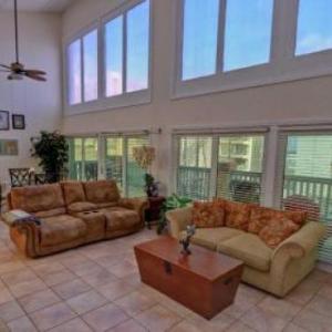 MORNINGBREEZE 1302 condo