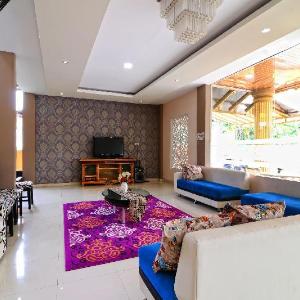 Ombey Guest House