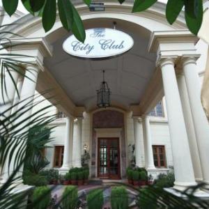 DLF Club 4