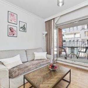 Apartments Dmowskiego Kępa Mieszczańska by Noclegi Renters