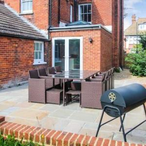 Devonshire House 5 Bedroom House sleeps 11