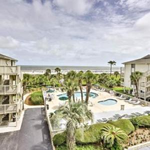 Resort Condo with Pool - Steps to Hilton Head Beach!