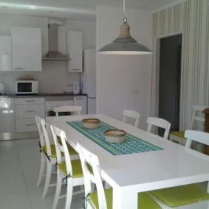 Villa Vora - great value 5 bedroom villa in Puerto Pollensa - close to beach and restaurants