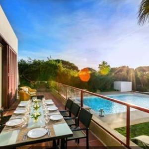 Vale do Lobo Villa Sleeps 10 Pool Air Con WiFi