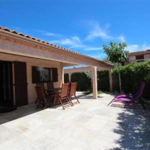 Domaine de vacances à 600m de la plage villa climatisée 3 chambres 6 couchages WIFI animations et piscines LRTAMJ38