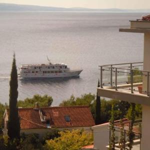 Studio in Omis/Makarska Riviera 7224
