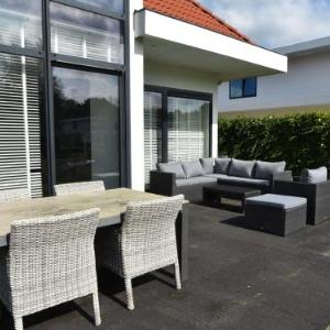 Beautiful Holiday Home with Jetty in Harderwijk