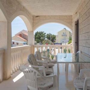 Apartment in Bol/Insel Brac 5943