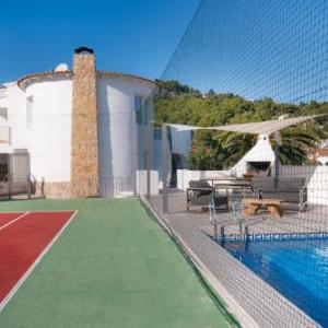 Sara 10 - free WIFI chill-out private pool private tennis court - by Holiday Rentals Villamar