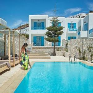 Mykonos Kosmoplaz Beach Resort Hotel
